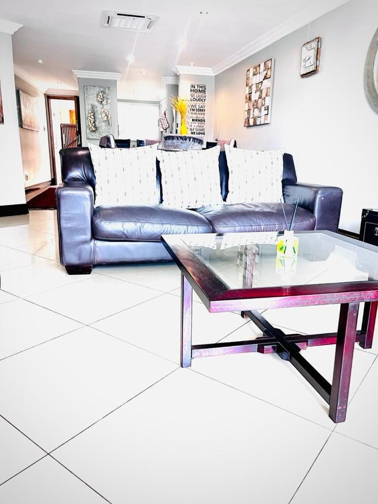 The Sails Penthouse With Private Rooftop Pool Durban Extérieur photo